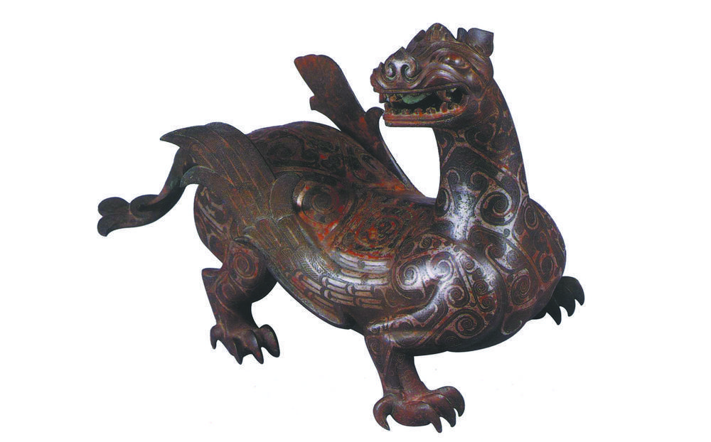 中山国精美文物"中山三器"器表都刻有长篇铭文,为研究中山世系和中山