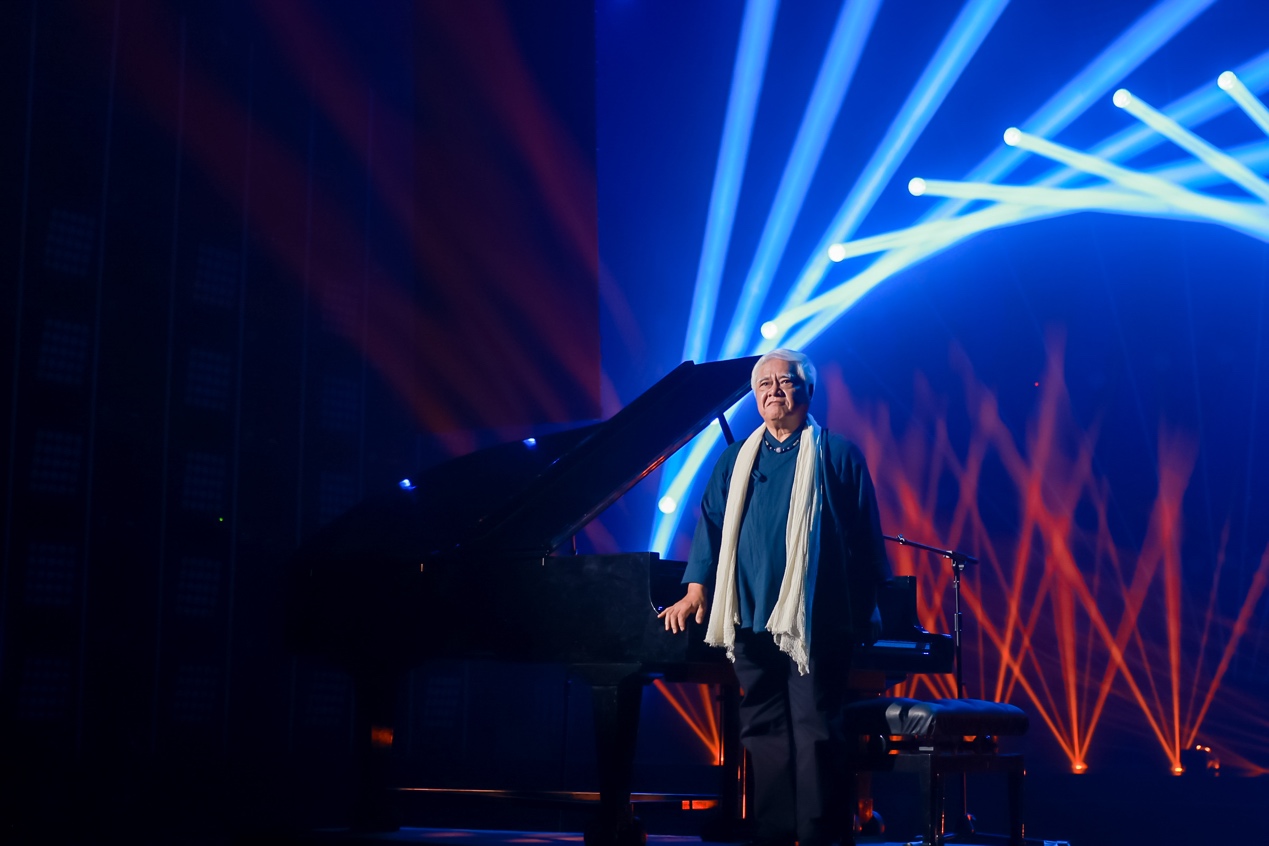 胡德夫说,乡愁是创作的重要力量. 福建广播影视集团卫视中心 供图