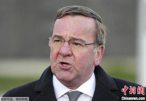 资料图:德国国防部长皮斯托里乌斯.