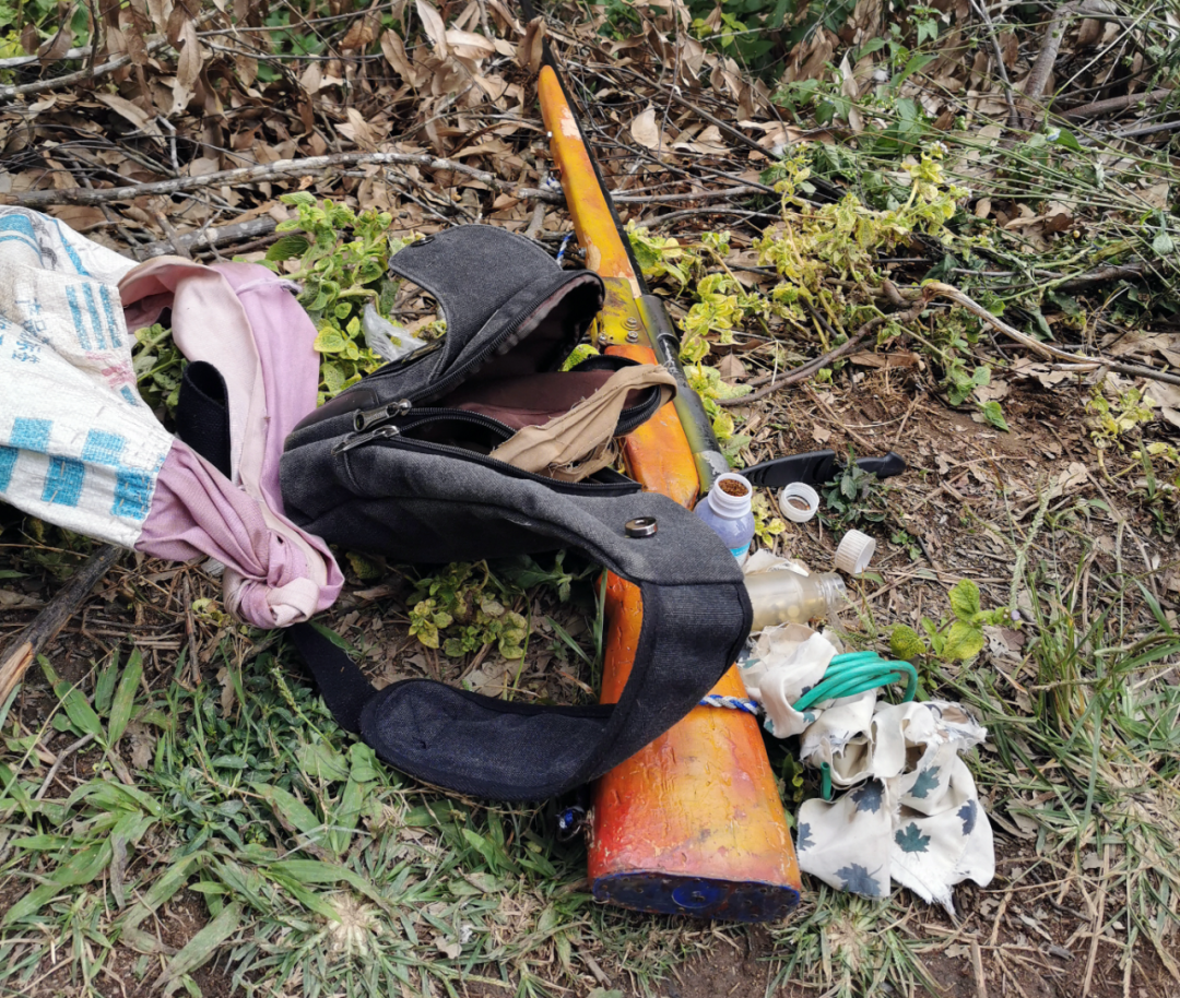 "某某某",是一名缉毒警察|毒贩_新浪财经_新浪网