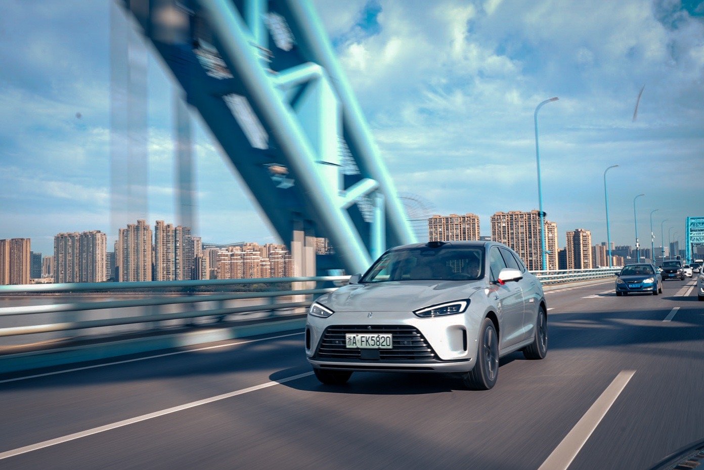 给我的问界m5智驾版来一组美图