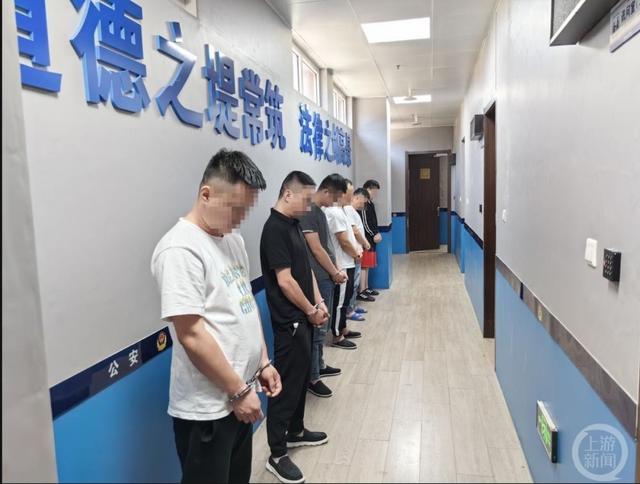 35人已被采取刑事拘留强制措施.图片来源/杭州警方