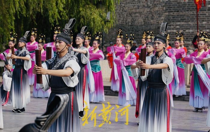 千年礼乐归东鲁，万古衣冠拜素王！开城仪式、八佾舞、经典诵读……多项活动亮相孔庙孔府_新浪财经_新浪网