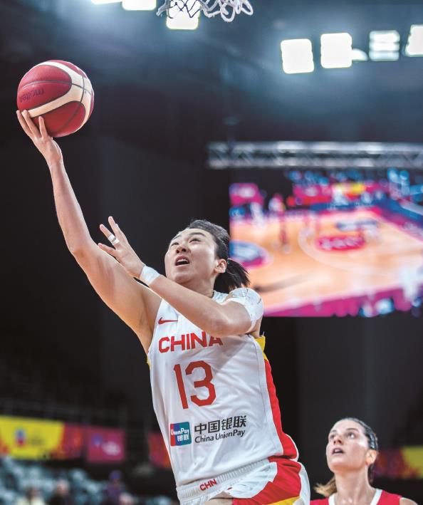 高颂 图 新华社