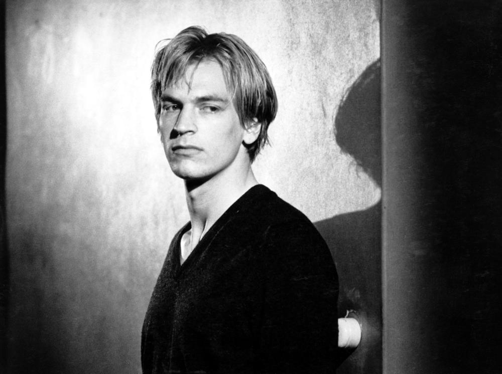 年轻时的朱利安·山德斯