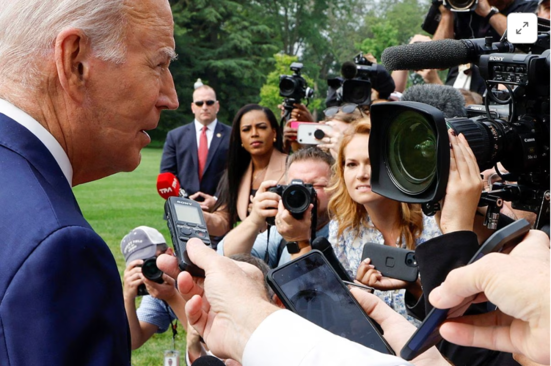 拜登接受记者采访,脸上有明显压痕.图源:cnn