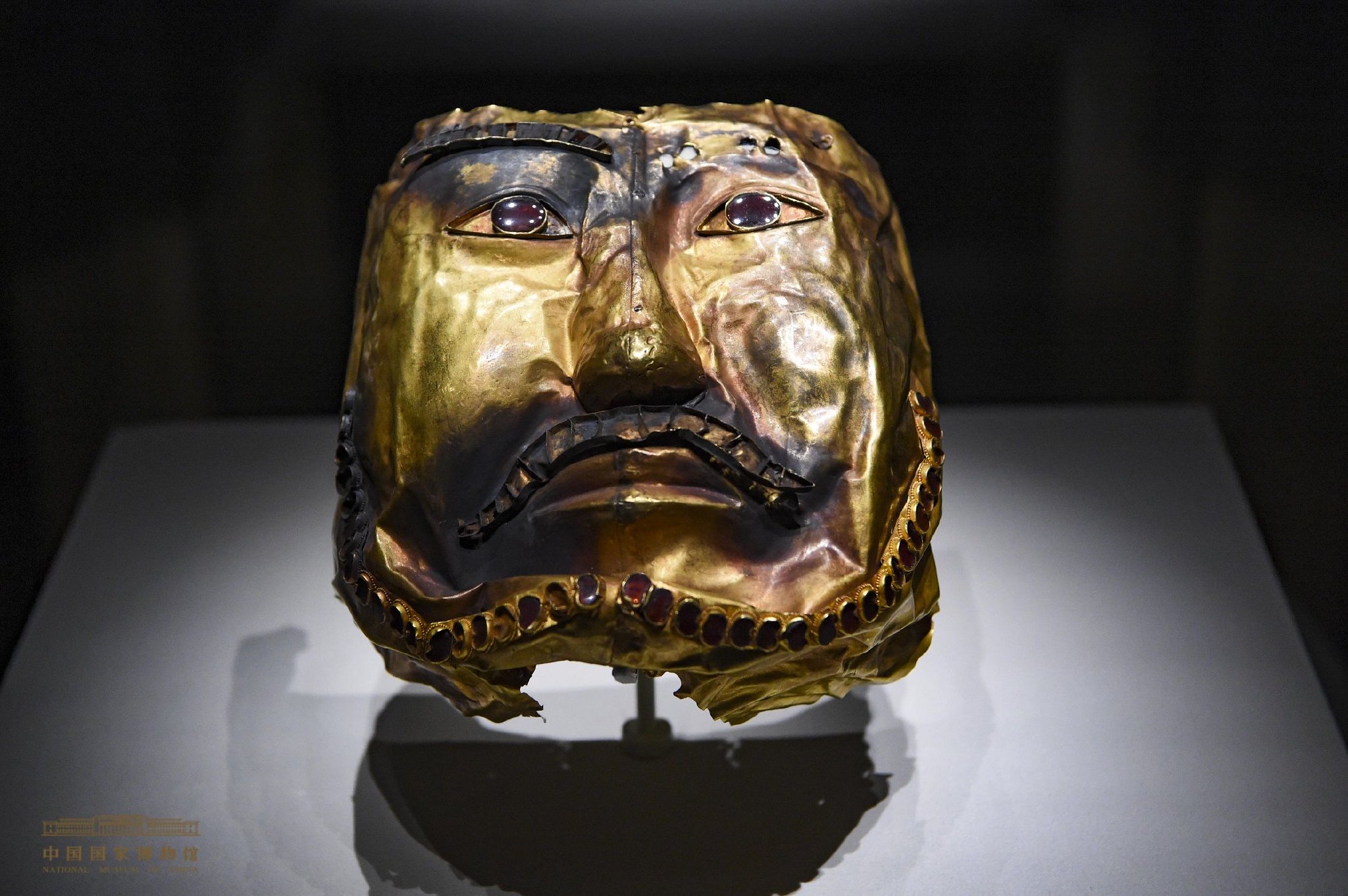 国家博物馆展新疆精品历史文物,呈现"交融汇聚"|新疆_新浪财经_新浪网