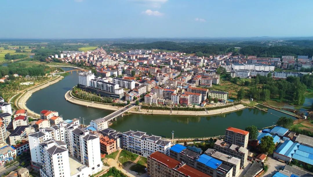 吴店镇.钟华 摄