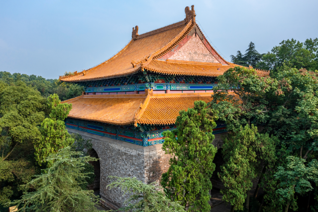 修复后的神功圣德碑亭(图片来源:南京钟山风景区)