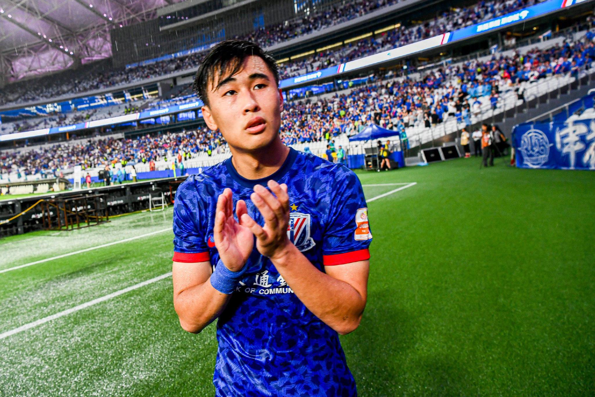 戴伟浚迎来申花首秀.