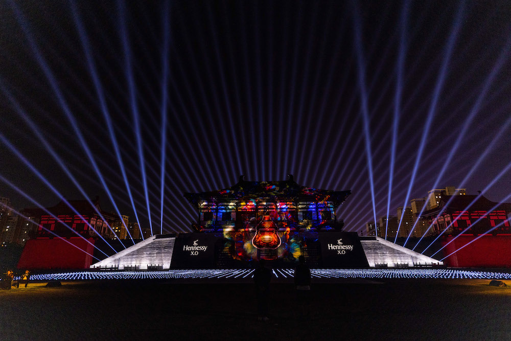 作为本场感官之旅的一程,轩尼诗x.