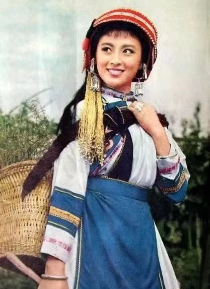 饰演阿诗玛的杨丽坤