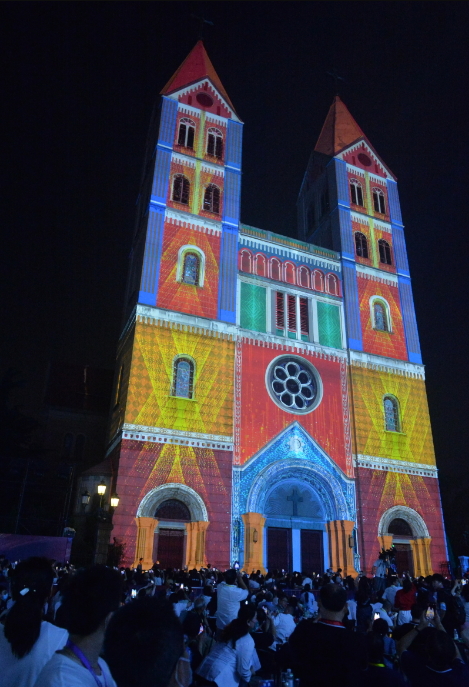 天主教堂灯光秀资料图片.