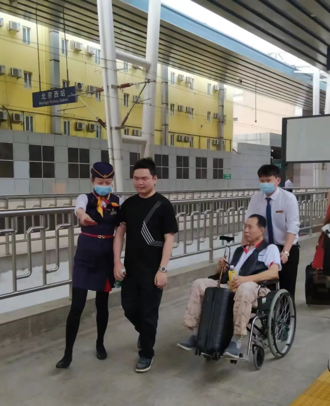 89%),娄底,怀化,汕头,茂名等方向的临时列车234列,其中高铁动车组178