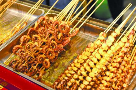 火爆鱿鱼.祁晓军/摄