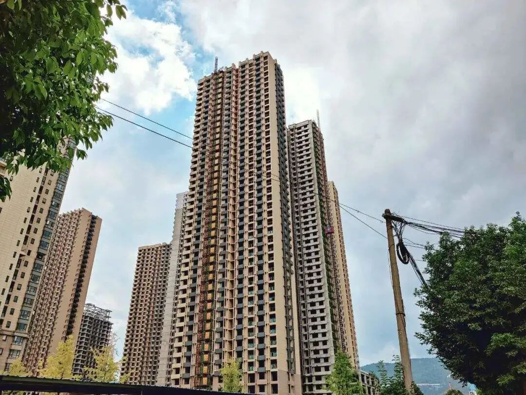 云南本土房企接手马街摩尔城!续建资金大约需要13亿元