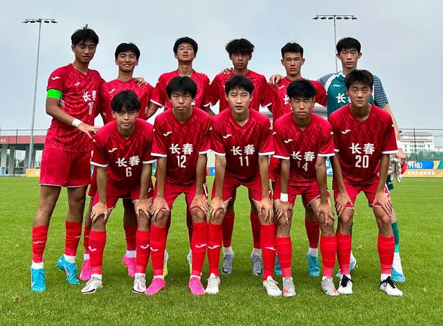首届全国学生运动会男足u16组预赛开战,长春队获两连胜|u16_新浪财经