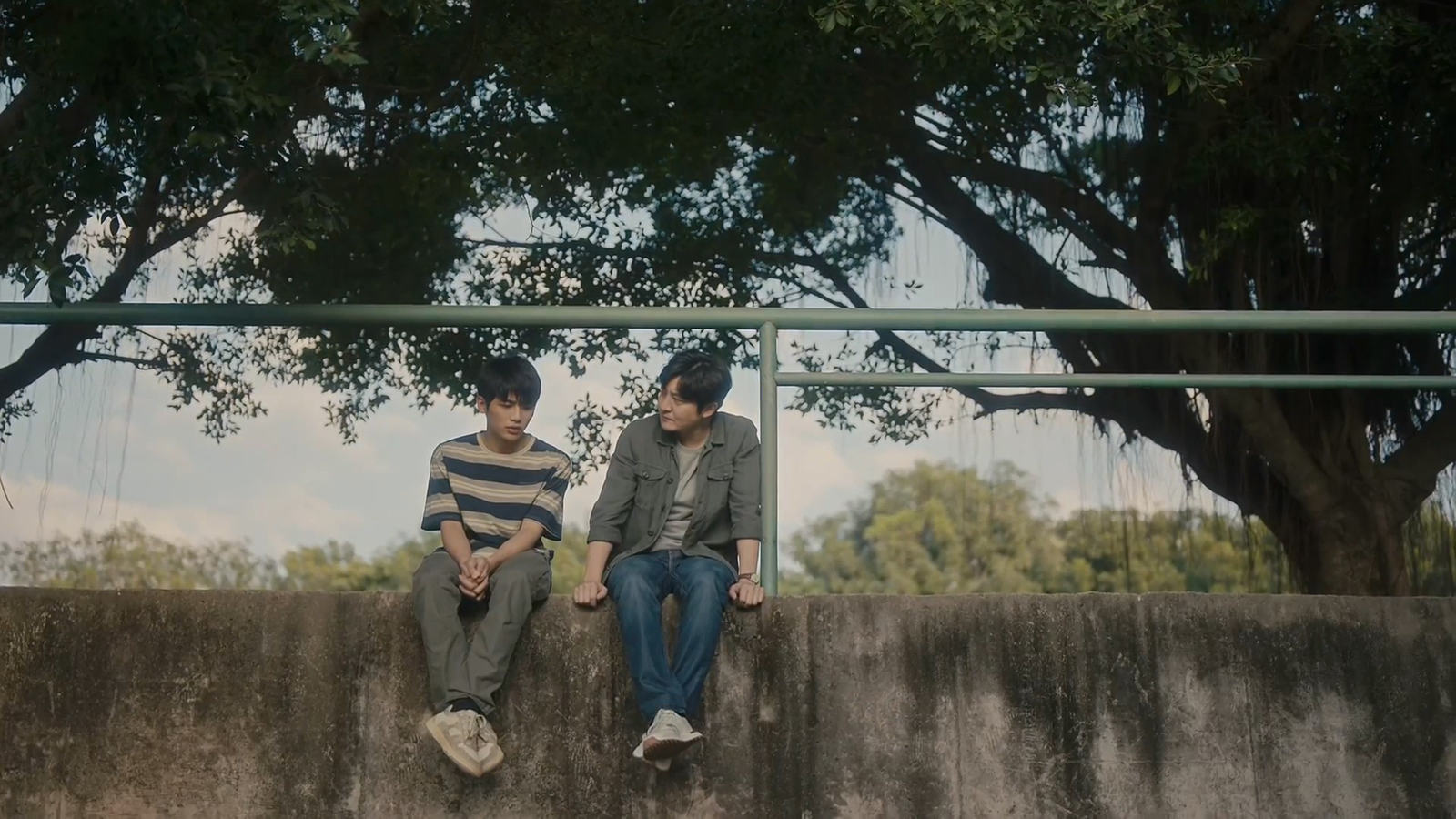 专访|郭京飞:郝老师是一份回忆,也是一份礼物|郭京飞_新浪财经_新浪网