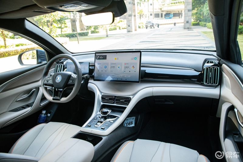 油耗电耗皆反向虚标抢先试驾比亚迪宋prodmi冠军版