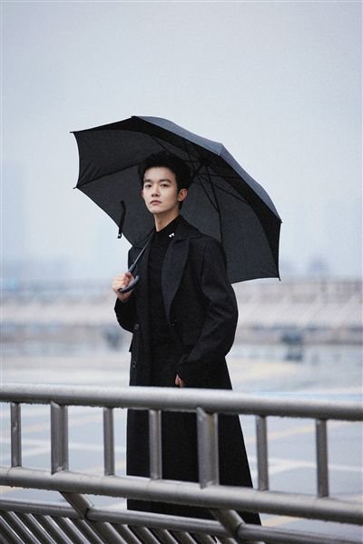 李明德:演员该有强适应能力和信念感|李明德_新浪财经_新浪网