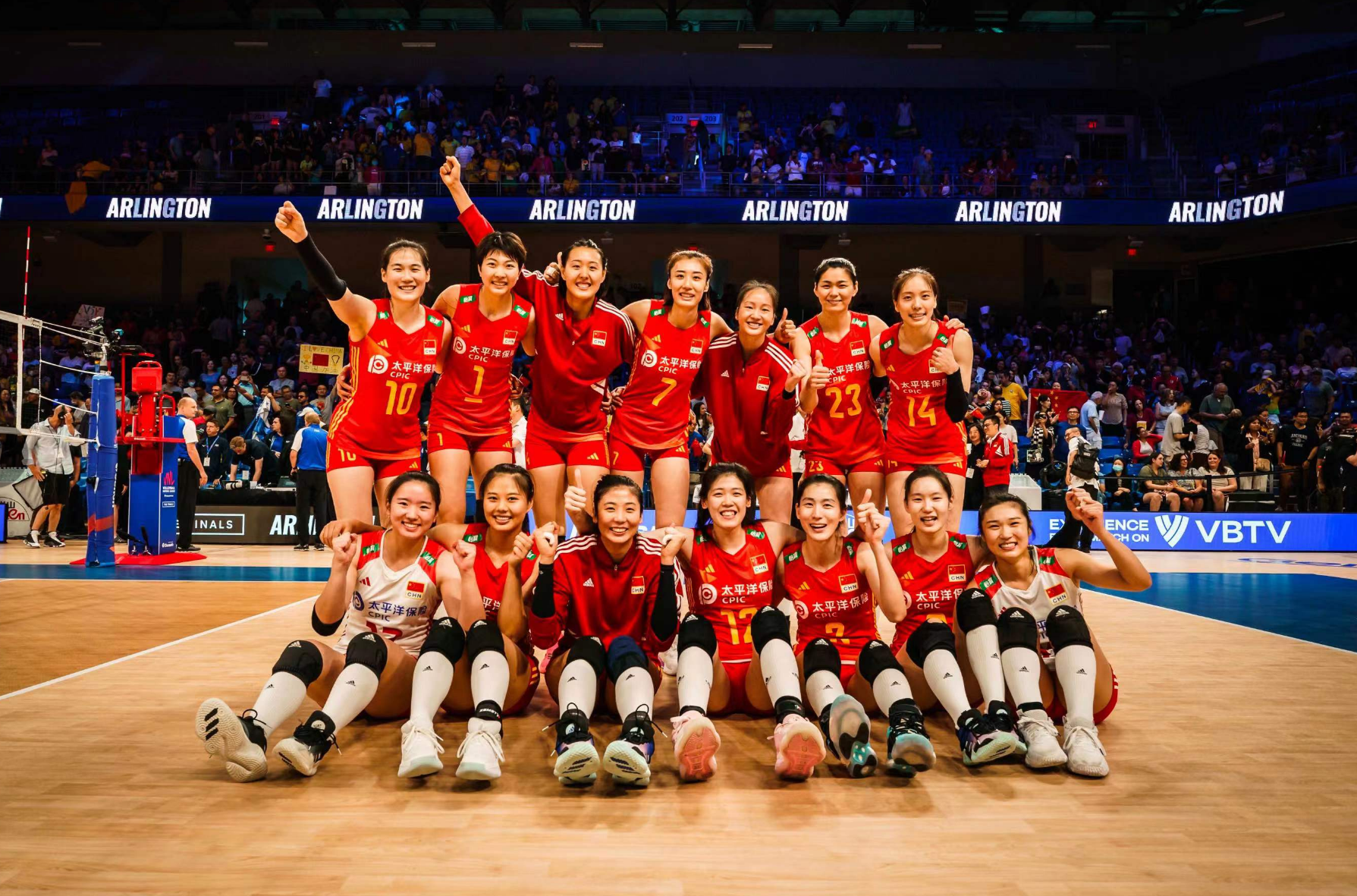 中国女排在半决赛将遭遇波兰队,比赛将在北京时间7月16日凌晨5点开打.