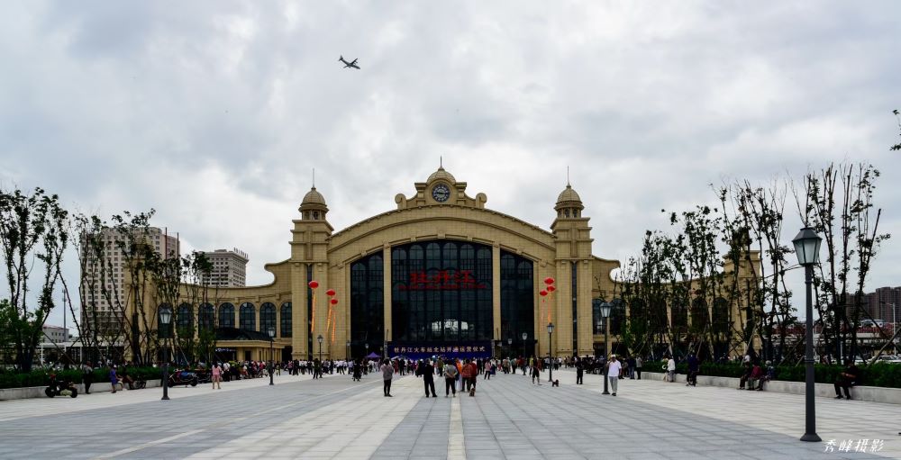 新建牡丹江站北站房是牡丹江站重要配套补充工程,项目于2020年6月全面