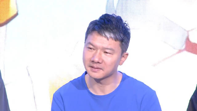 大伟哥泪洒现场|崩坏3|米哈游|嘉年华|粉丝互动|舰长_新浪新闻