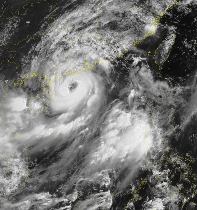 風雲氣象衛星下的颱風“泰利”:圓形眼區結構趨於對稱 - 新浪香港