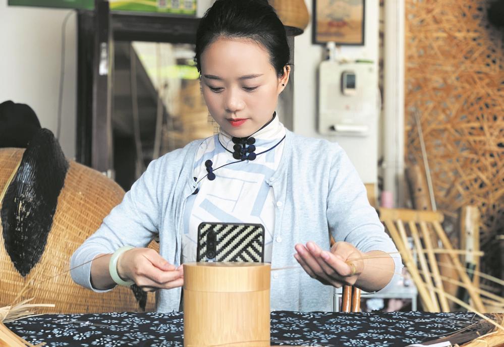 朱大海开展冬季野外巡护坚守匠心担使命 他们奋斗在岗位一线