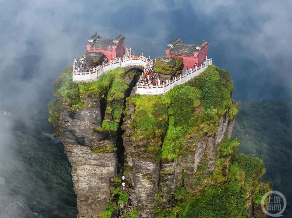 根据铜仁市文旅局提供的电话,上游新闻记者再次致电梵净山景区办公室