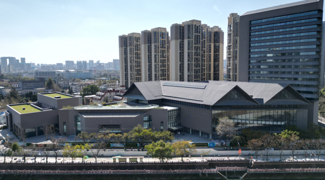 四川大学博物馆新馆开放:看唐代菩萨立像与元人山水|菩萨_新浪财经_新