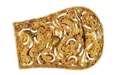 东汉嵌松石镂空龙纹金带扣.安徽楚文化博物馆供图