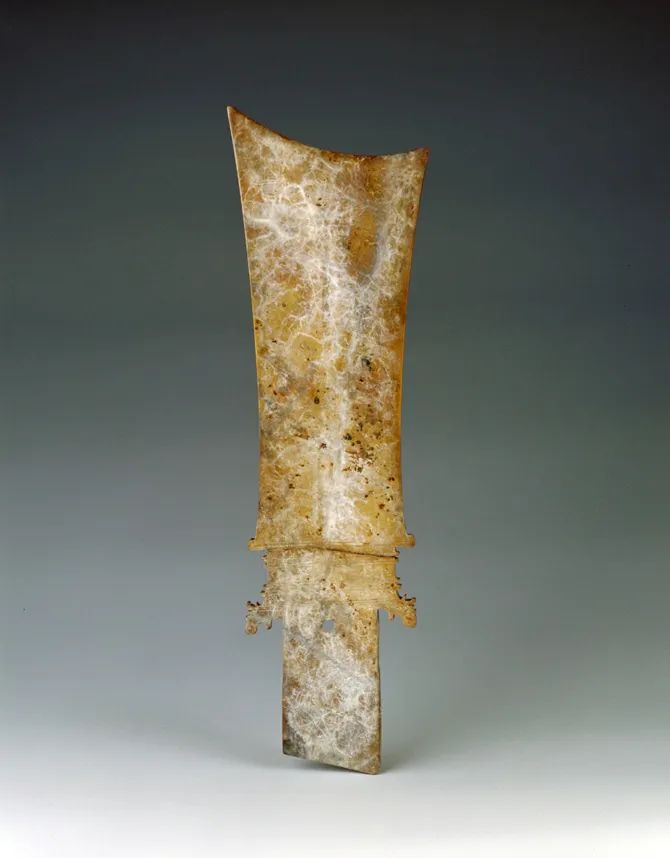 三星堆文化玉牙璋.(中新网发 金沙遗址博物馆 供图)