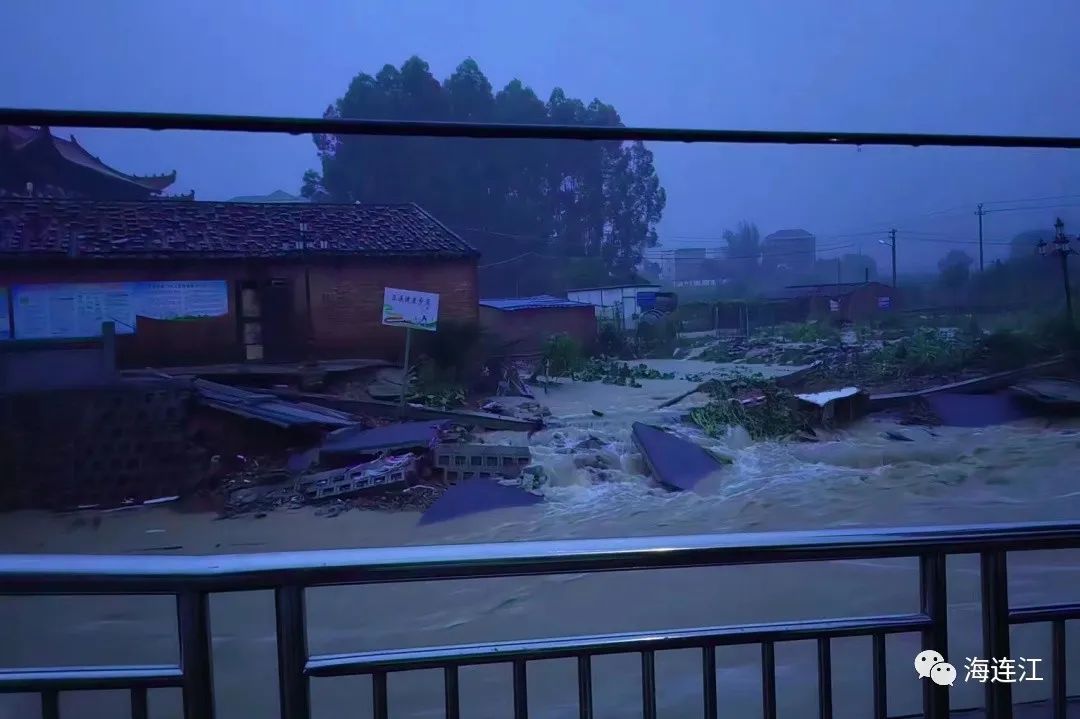 连降大暴雨,乡镇严重内涝,福建连江,罗源再作紧急动员|暴雨_新浪财经