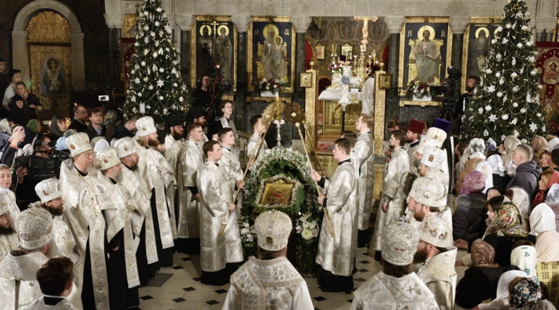 2022年，乌克兰东正教分支（UOC）在基辅佩切尔斯克修道院举行圣诞庆祝活动。图源：“今日俄罗斯（RT）”