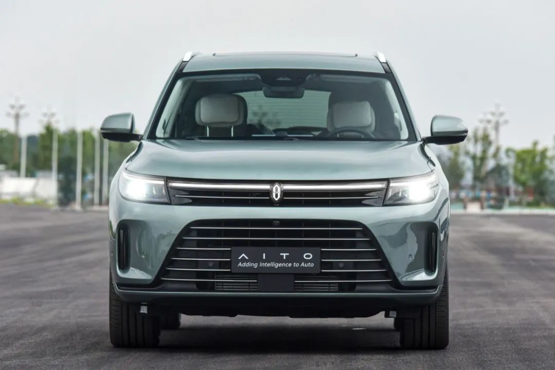 车长5米才配叫大六座！23万起，油耗6.3L，配座椅按摩！