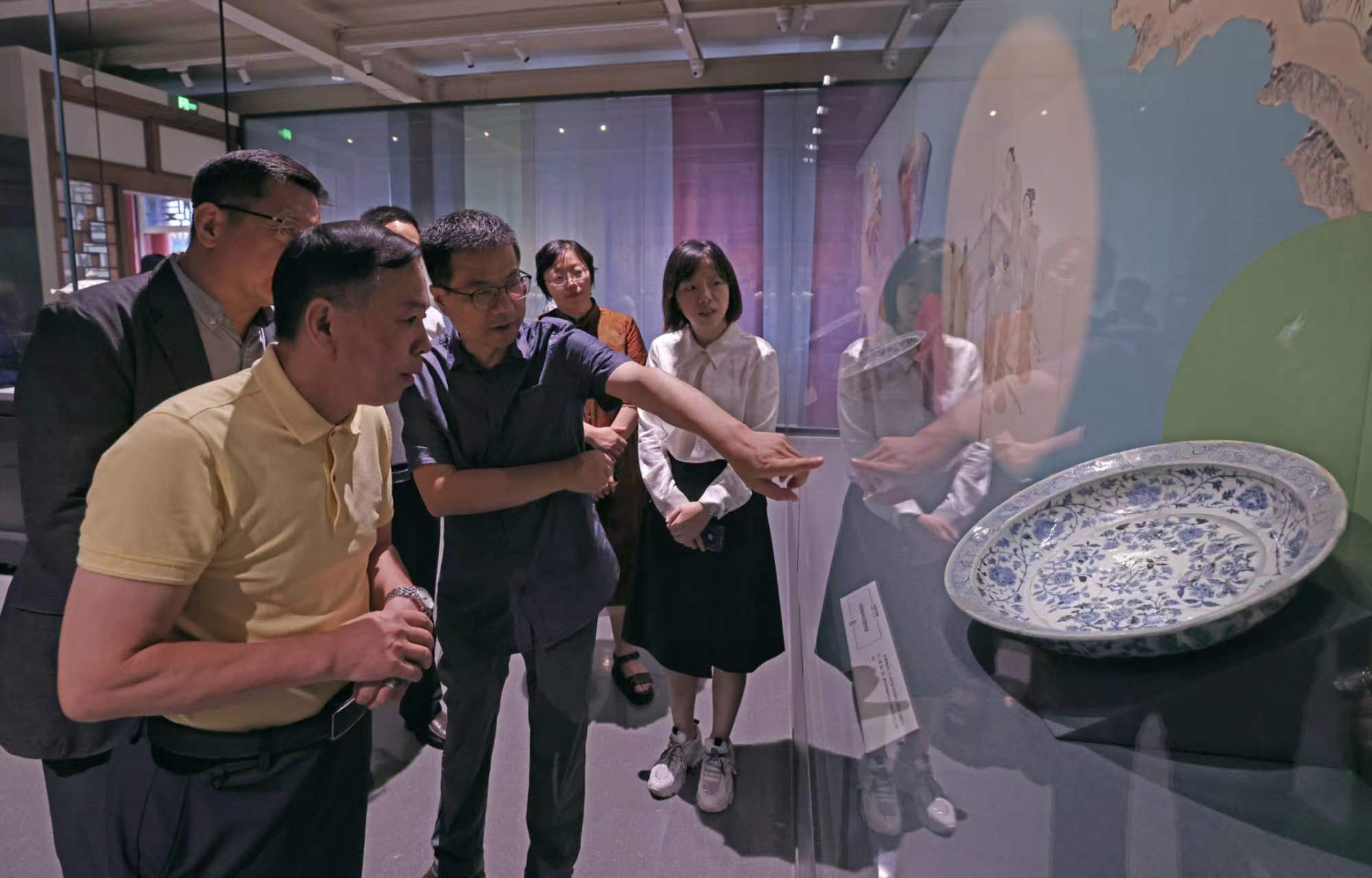 明代禦窯出土瓷器特展開幕,恭王府樂道堂展廳迎「首戰」 - 新浪香港