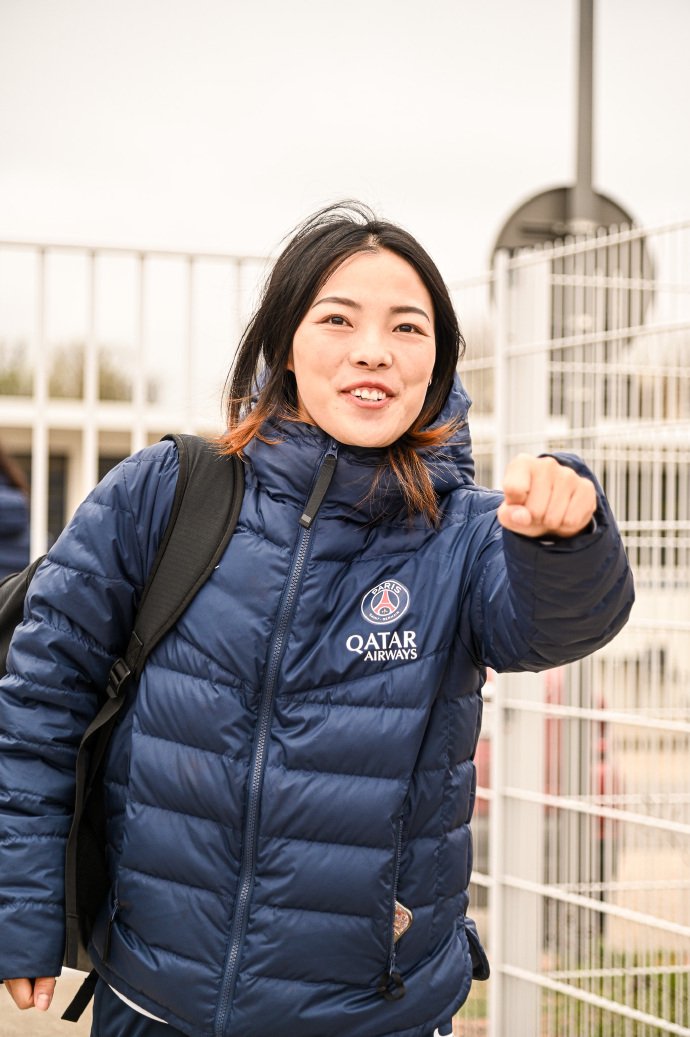 李梦雯在大巴黎女足效力.