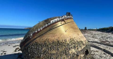 澳大利亚航天局证实海滩神秘物体