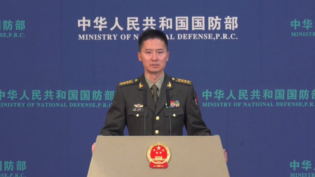 对此,中国国防部新闻发言人谭克非8月1日表示,美国向中国台湾地区提供