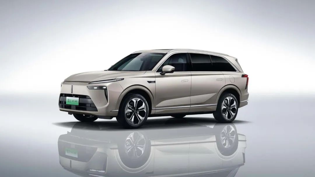 取消30t版本这红旗suv预售价2598万起堪称平替x5