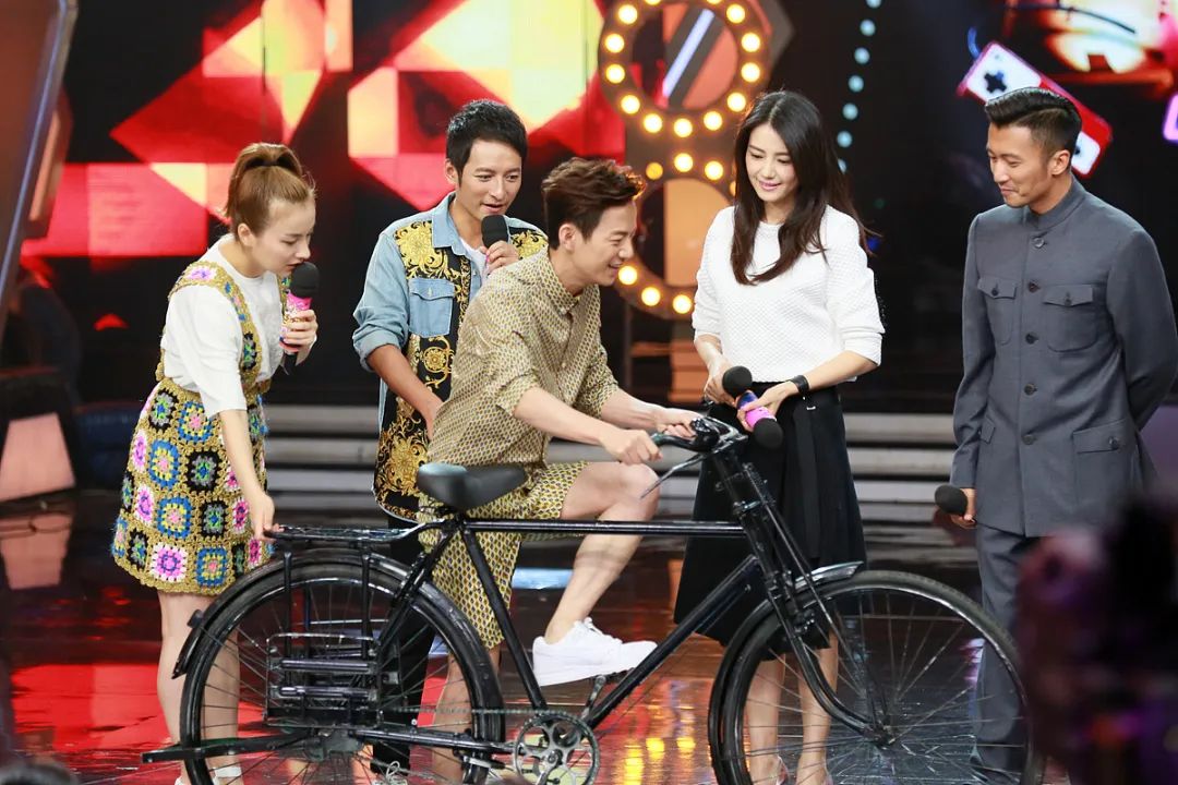 2014年,谢霆锋,高圆圆参加《快乐大本营》录制.图/视觉中国