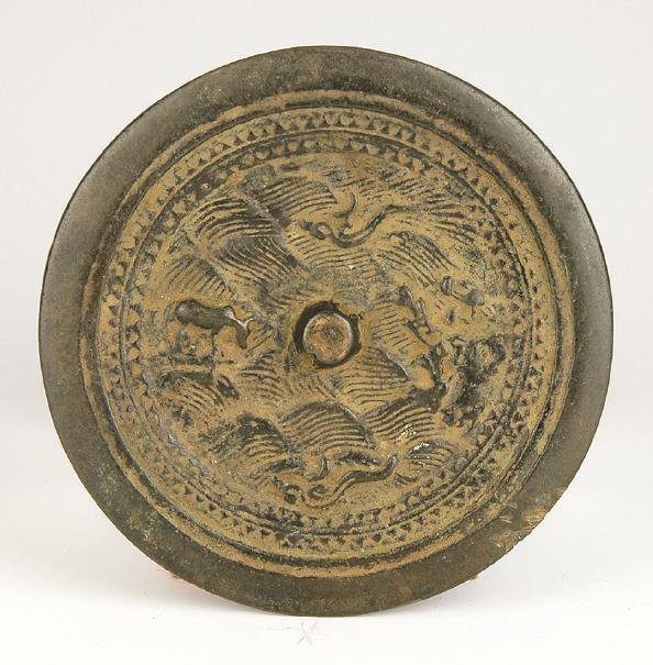 宋代"吴牛喘月"铜镜(背面)