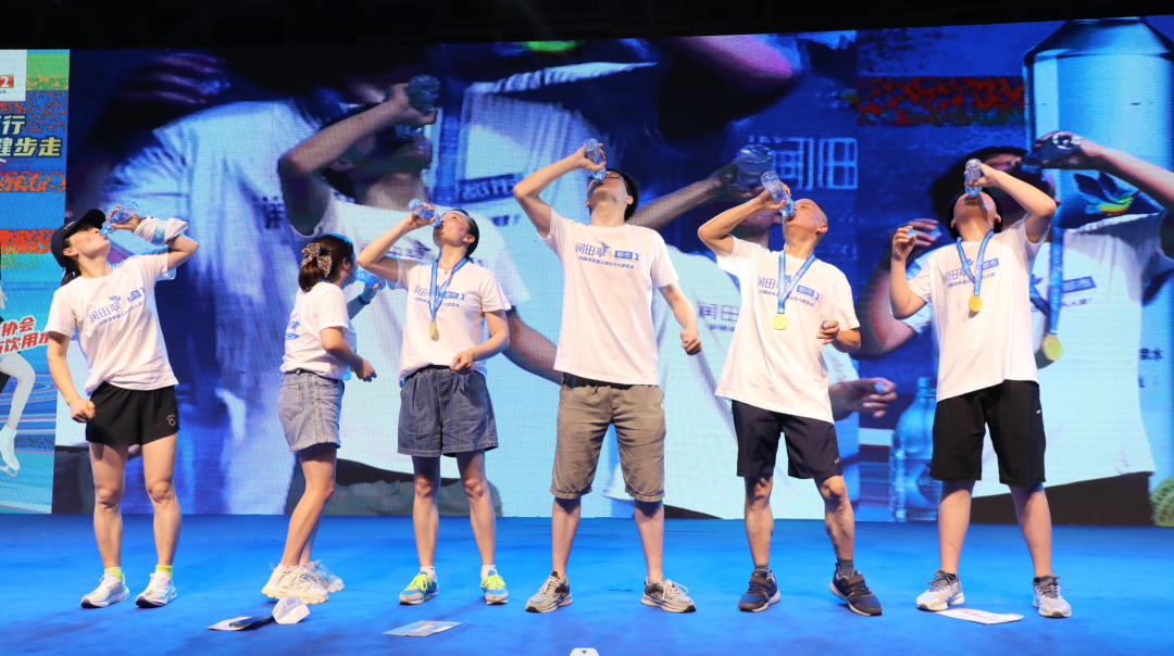 互动小游戏场外互动小游戏是江西人民的幸福水获得幸福健康来提升人民