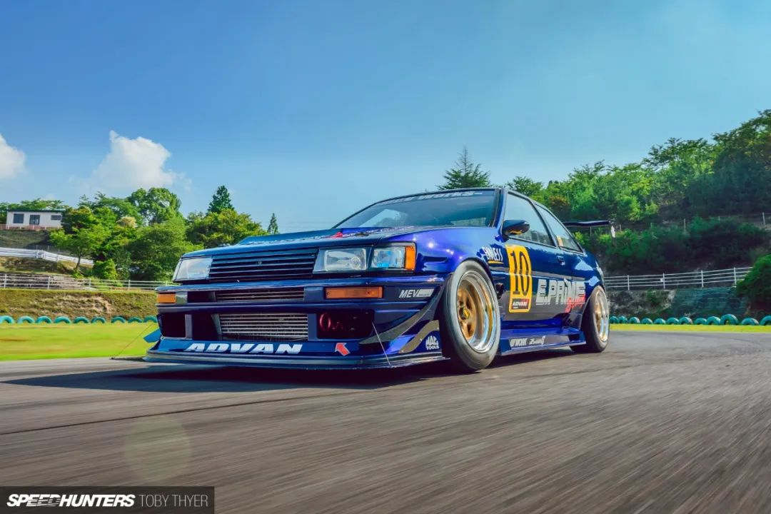完全赛道化的涡轮ae86,这赛车非法吗?|ae86_新浪财经_新浪网
