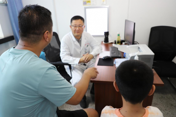 北京儿童医院新疆医院开设特需门诊,患者称省时省事|门诊_新浪财经