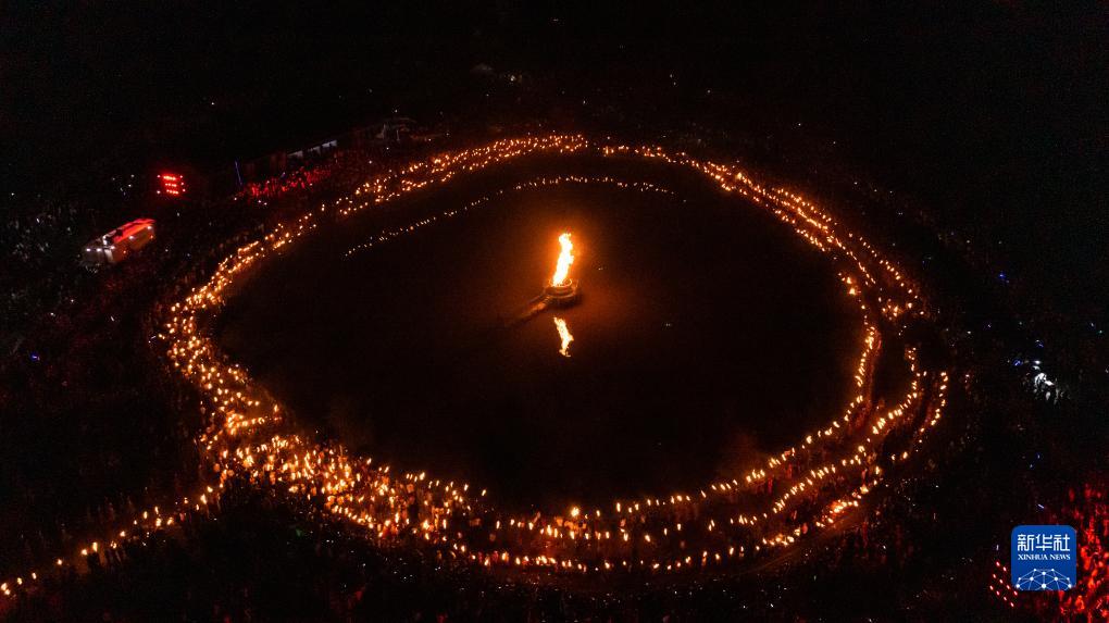 季暨彝族火把节系列活动在贵州省毕节市威宁彝族回族苗族自治县举行