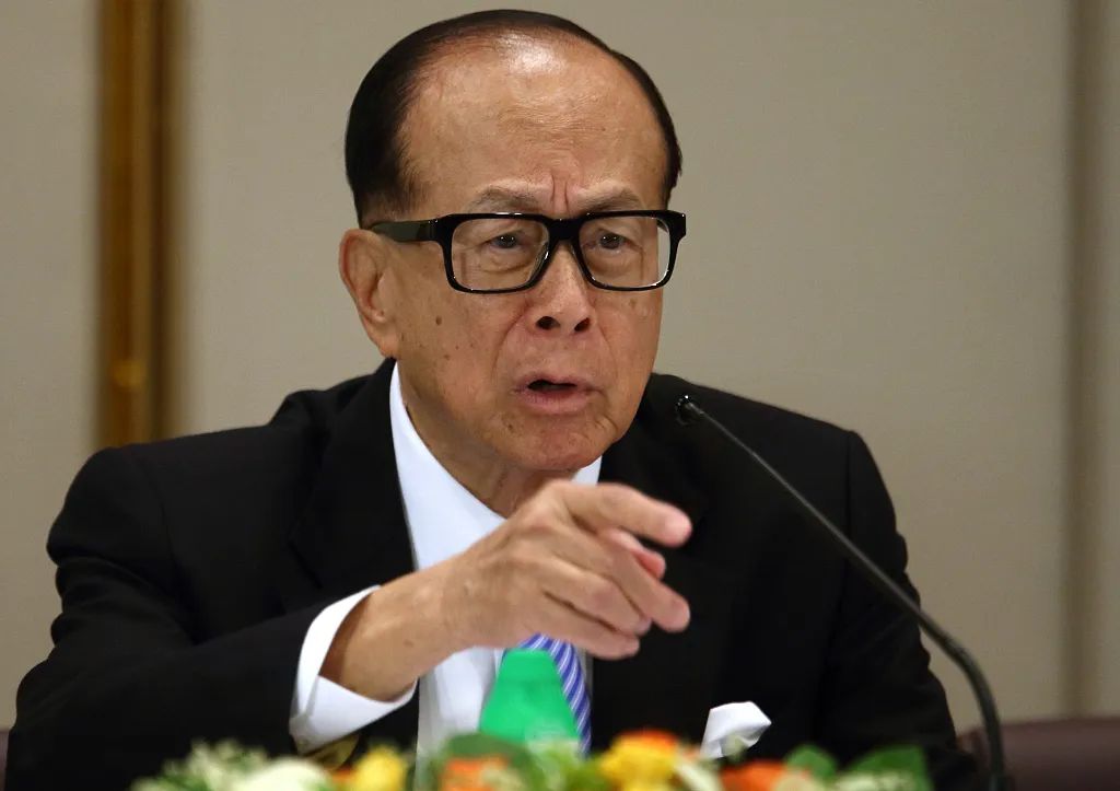 据香港星岛网12日报道,李嘉诚创办的长江实业旗下油塘新楼盘亲海驿ii