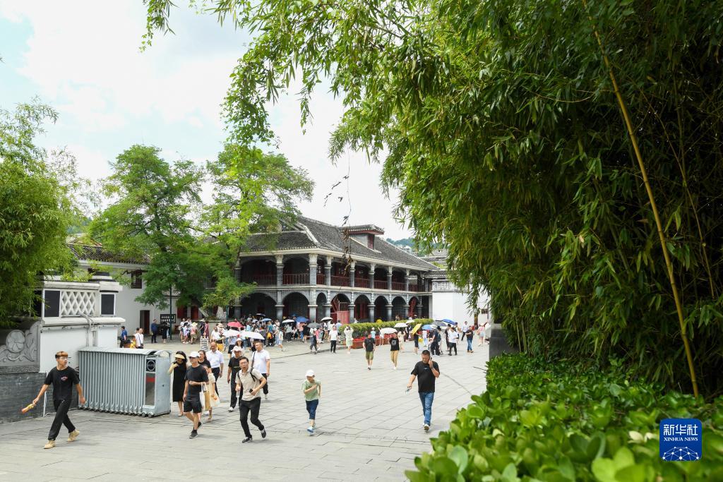 贵州遵义:红色旅游人气旺|贵州省|红色旅游|遵义市_新浪新闻
