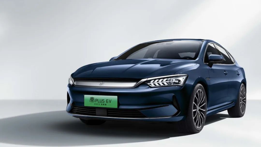 纯电能跑120公里新版比亚迪轿车上市售价1198万